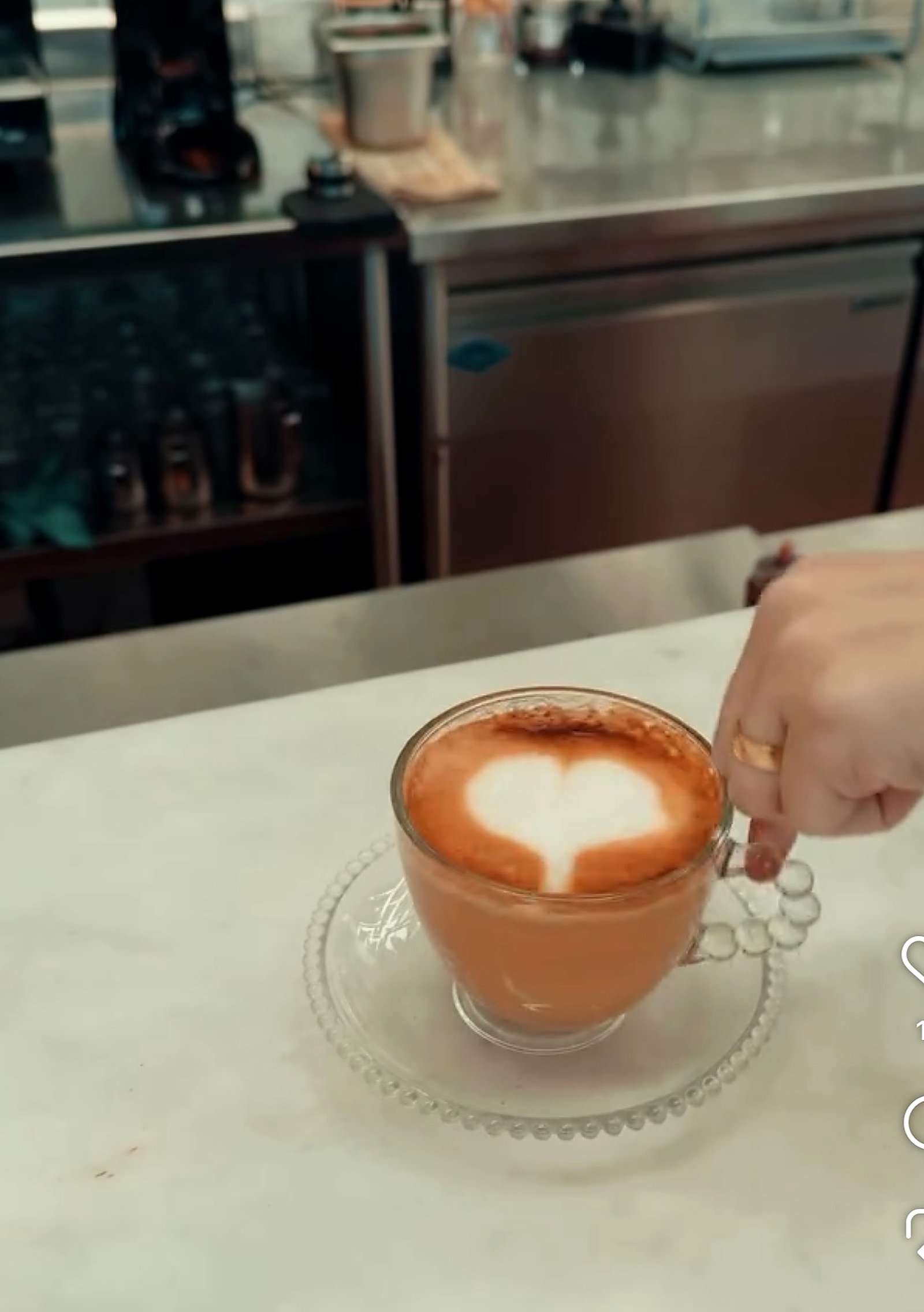 Capuchino con arte latte